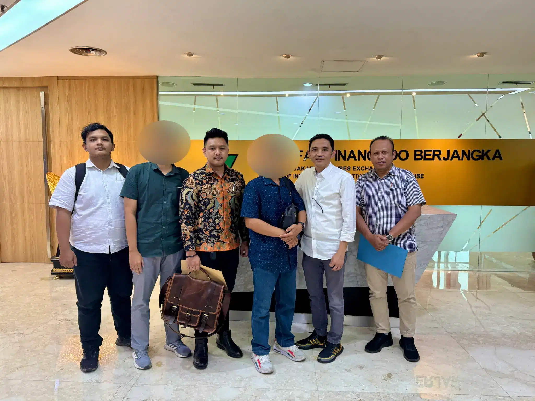 Kasus Nasabah PT Rifan Financindo - MRI Law Office
