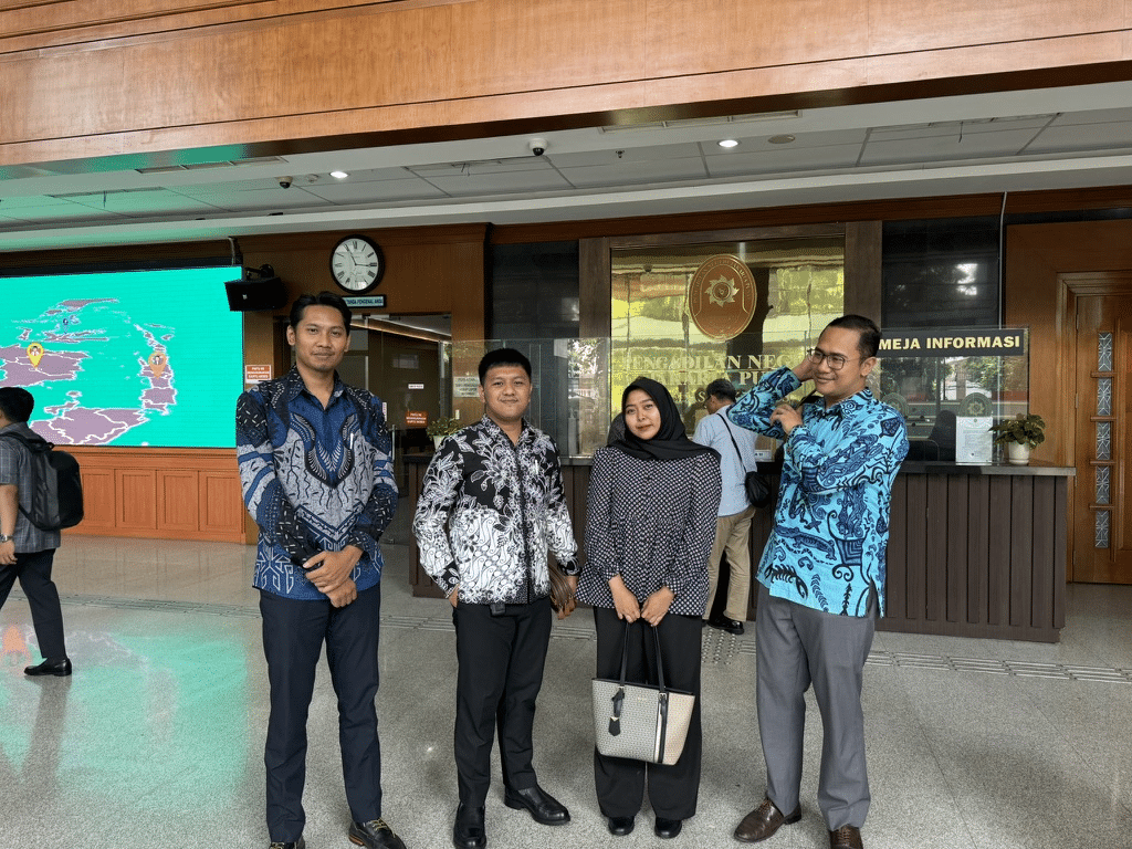 76AC206C AEBA 43DF A1F4 254C4FF4BC65 1 105 c