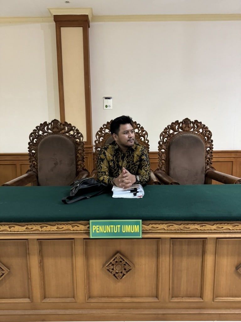 97CC4F43 0088 4B95 80CF F5ED6AA353A6 1 105 c