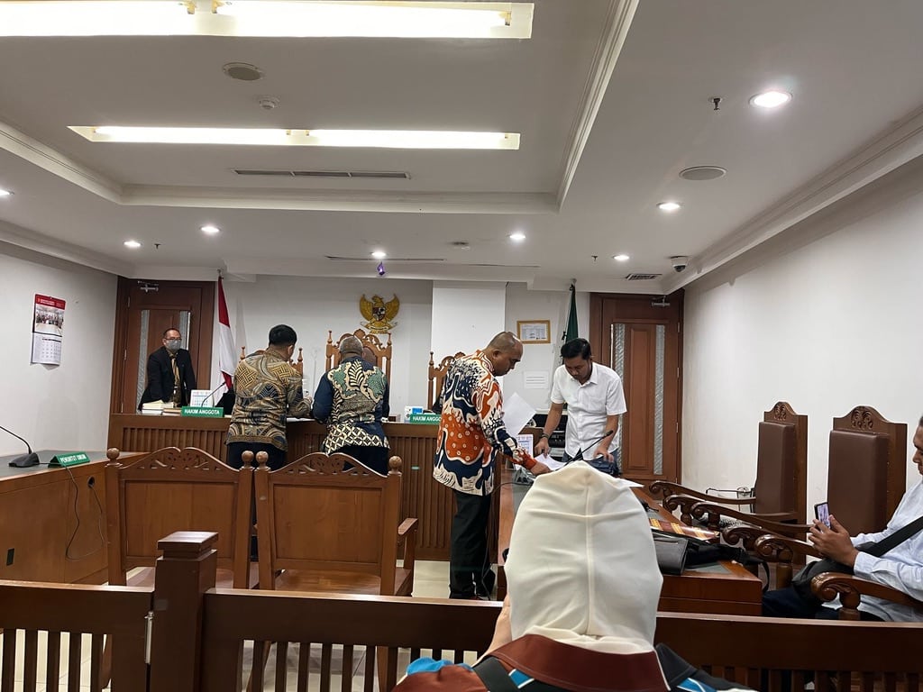 DE790853 6A2D 4048 9870 2C2B1D7A52FA 1 105 c